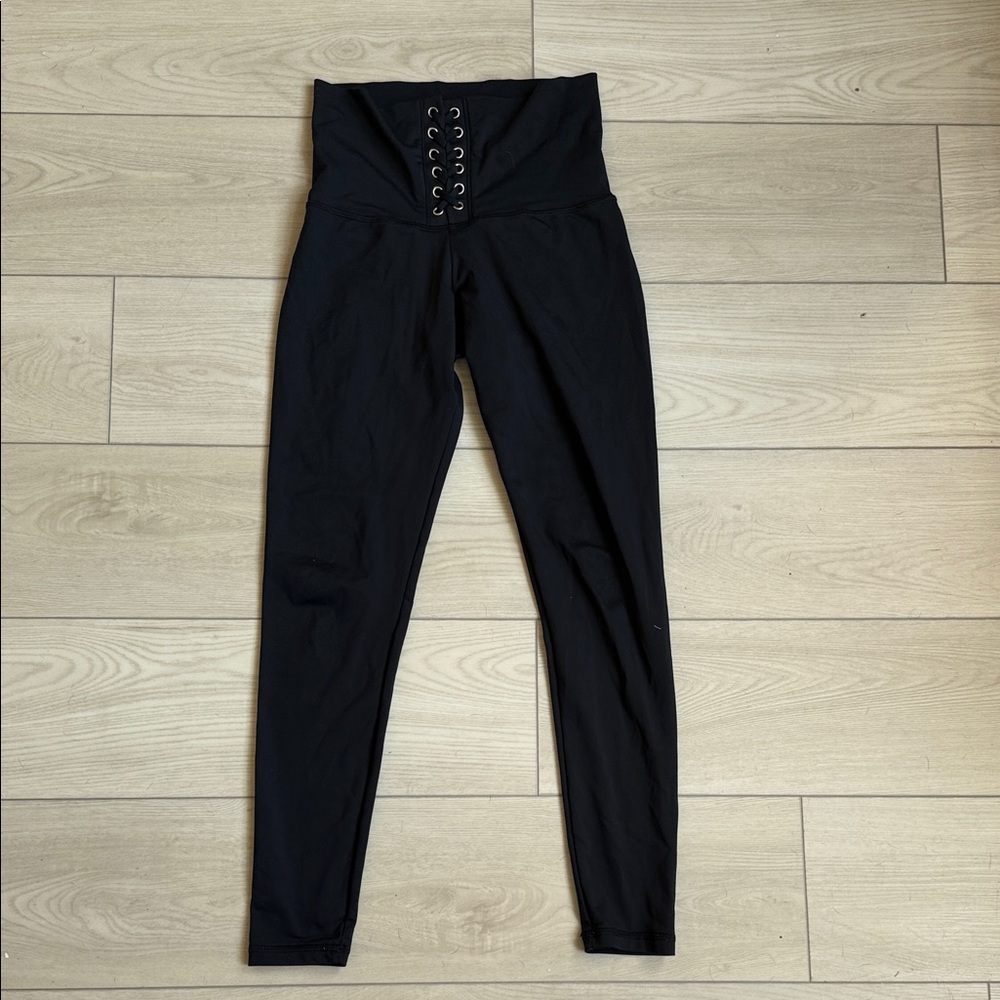HIGH WAISTED WORKOUT PANTS